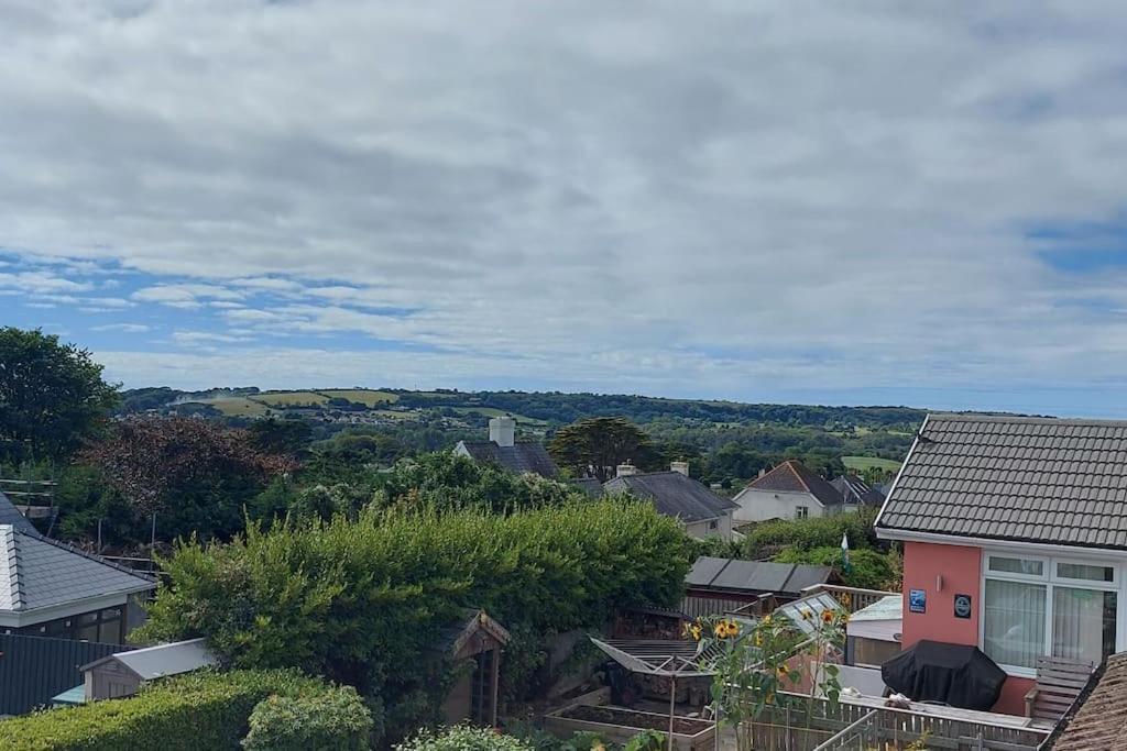 Sea Crest, Beautiful Home In Tenby With Sea Views Екстер'єр фото